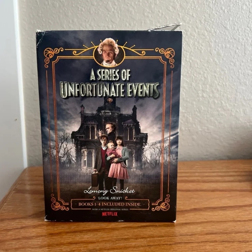 A Series of Unfortunate Events book collection